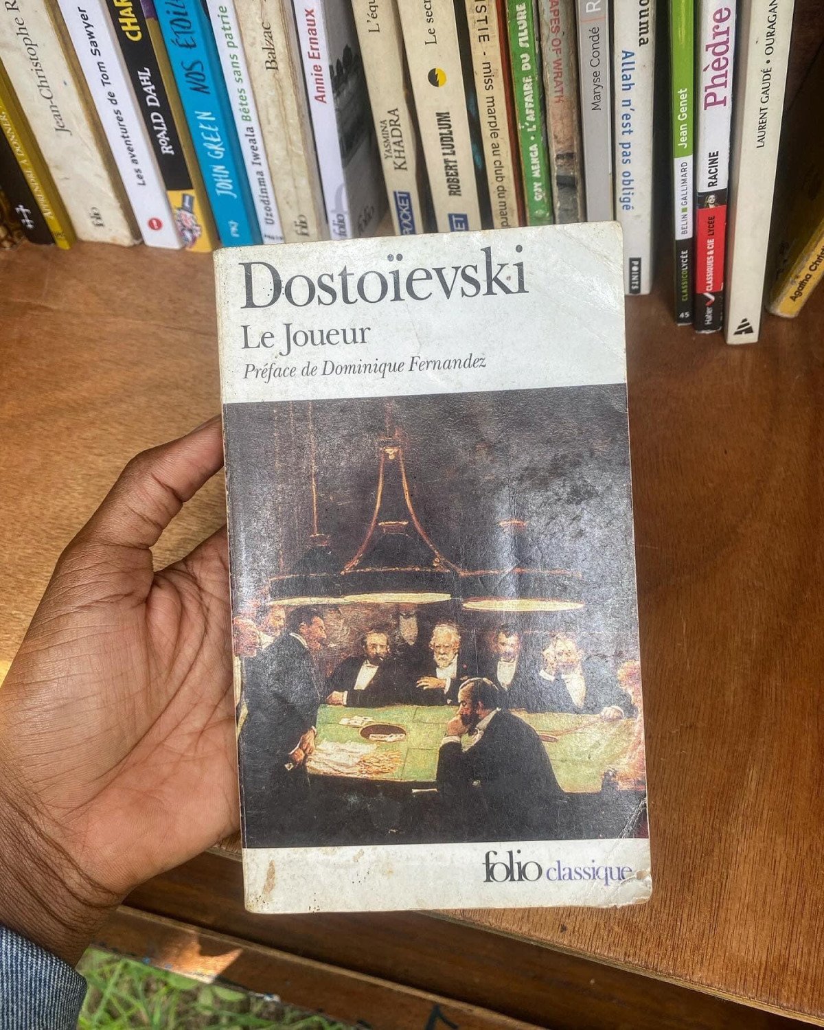 Le joueur de Dostoïevski : Une Plongée Intense dans les Profondeurs de l’Âme Humaine